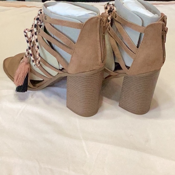 Indigo Rd shoes - Picture 2 of 4